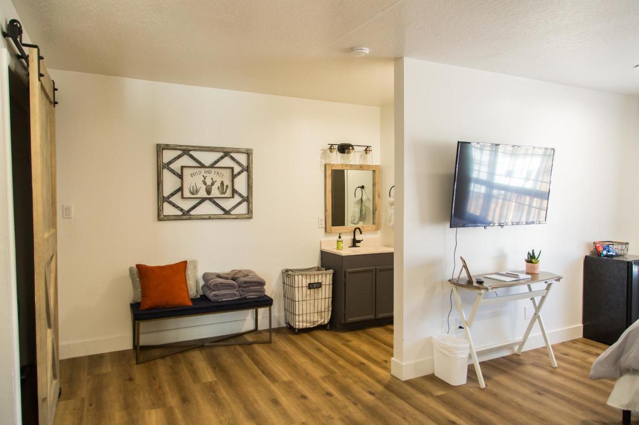 Happy Trails Bnb Tropic Exterior foto